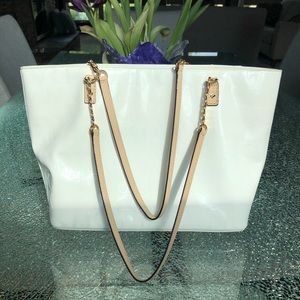 Micheal Kors Handbag! Gently used and loved.